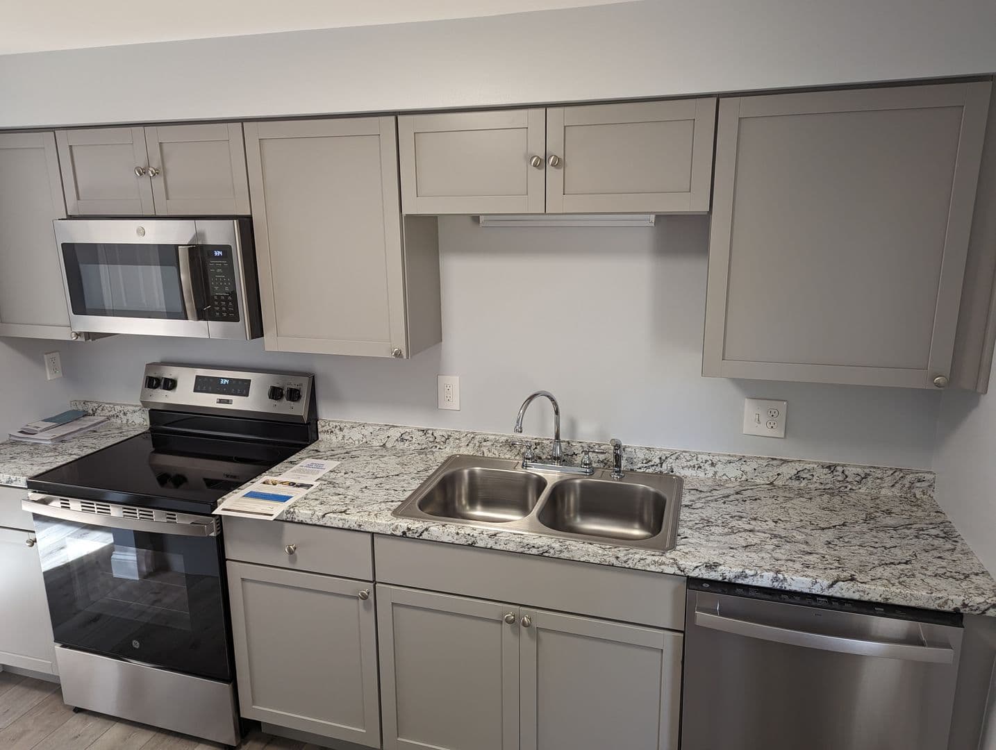 Augusta Apartment: 5-10 Hummingbird Circle