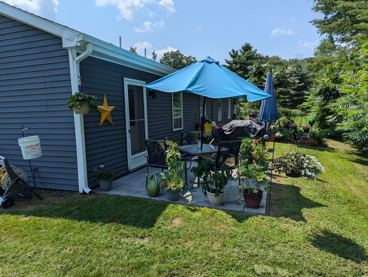 Augusta Apartment: 5-10 Hummingbird Circle