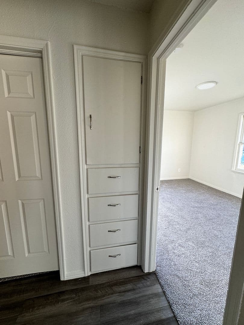 Del City House: 3725 SE 24th St.