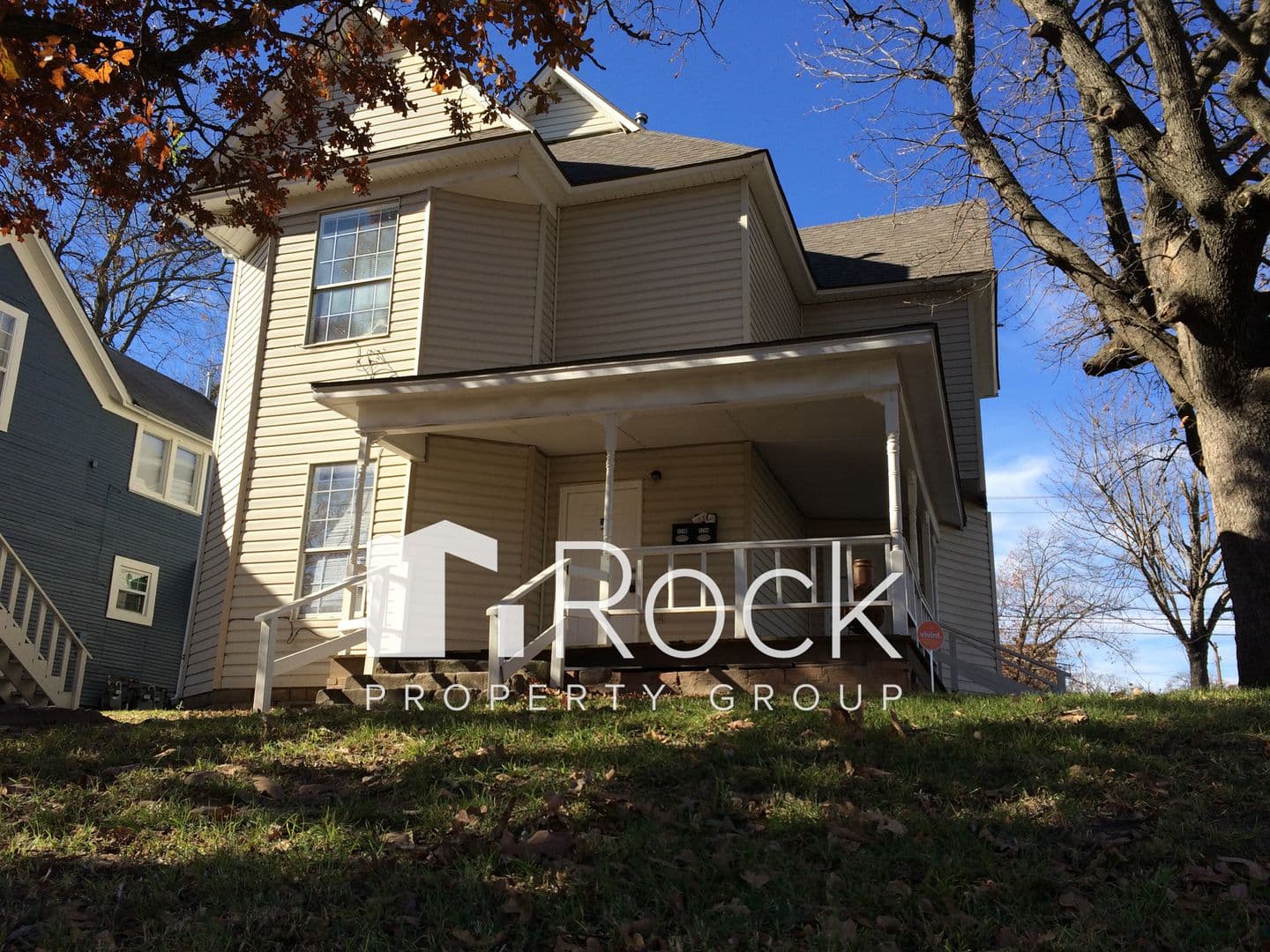 Shawnee Apartment: 328 N Philadelphia Ave