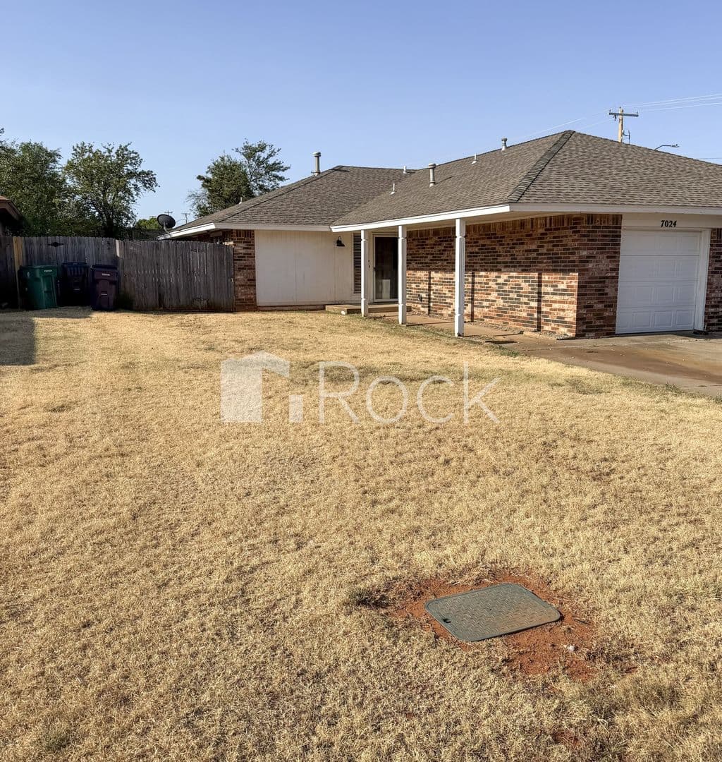 Oklahoma City Apartment: 7024 Woodlake Dr