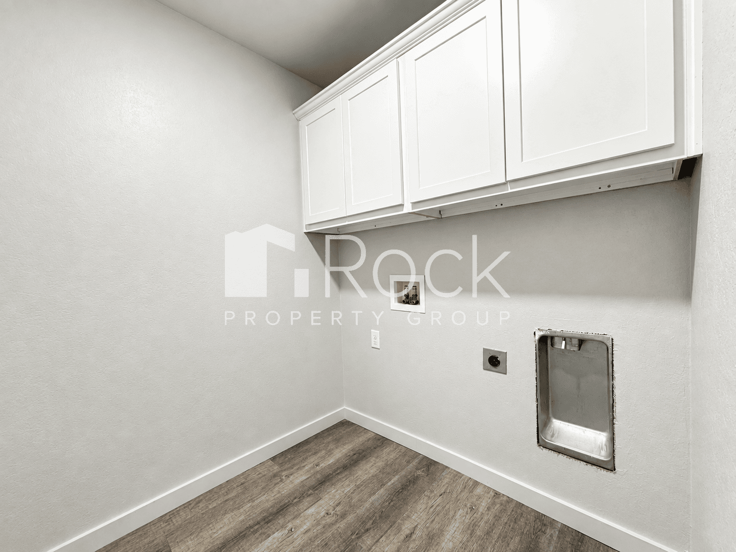 Moore Apartment: 780 NE 27th Street
