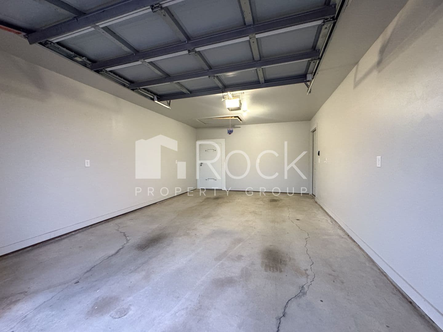 Moore Apartment: 780 NE 27th Street