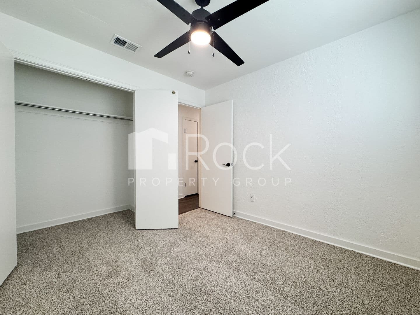 Okahoma City OK Apartment: 8720 S Santa Fe Ave
