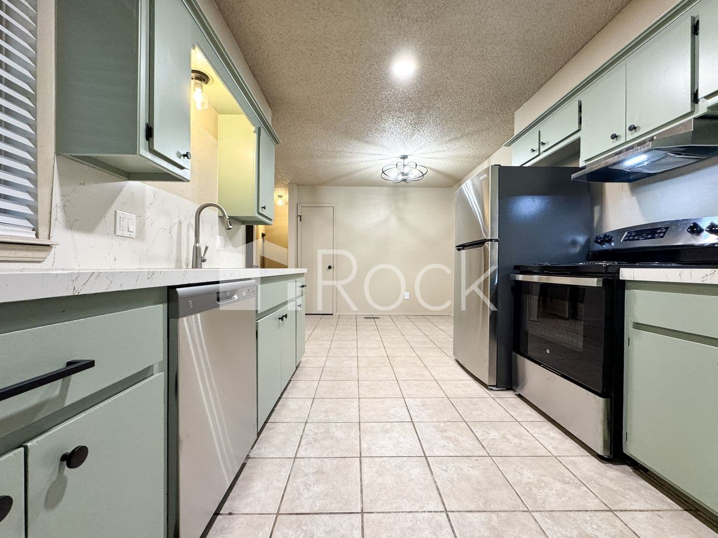 Oklahoma City Apartment: 7024 Woodlake Dr