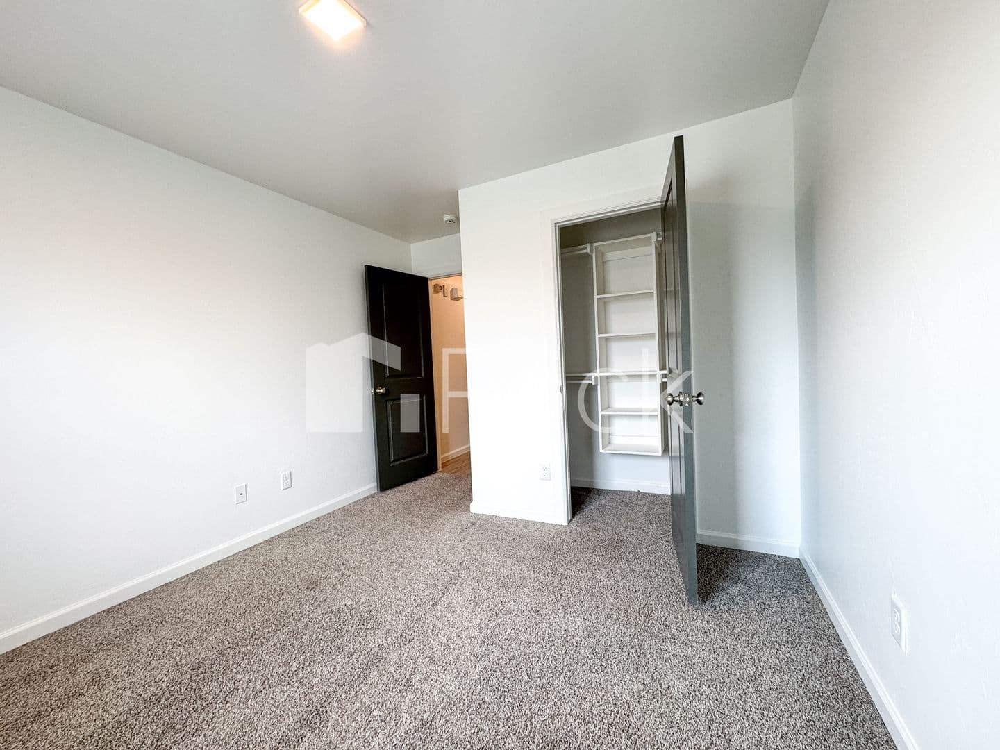 Noble House: 1113 Magnolia Drive