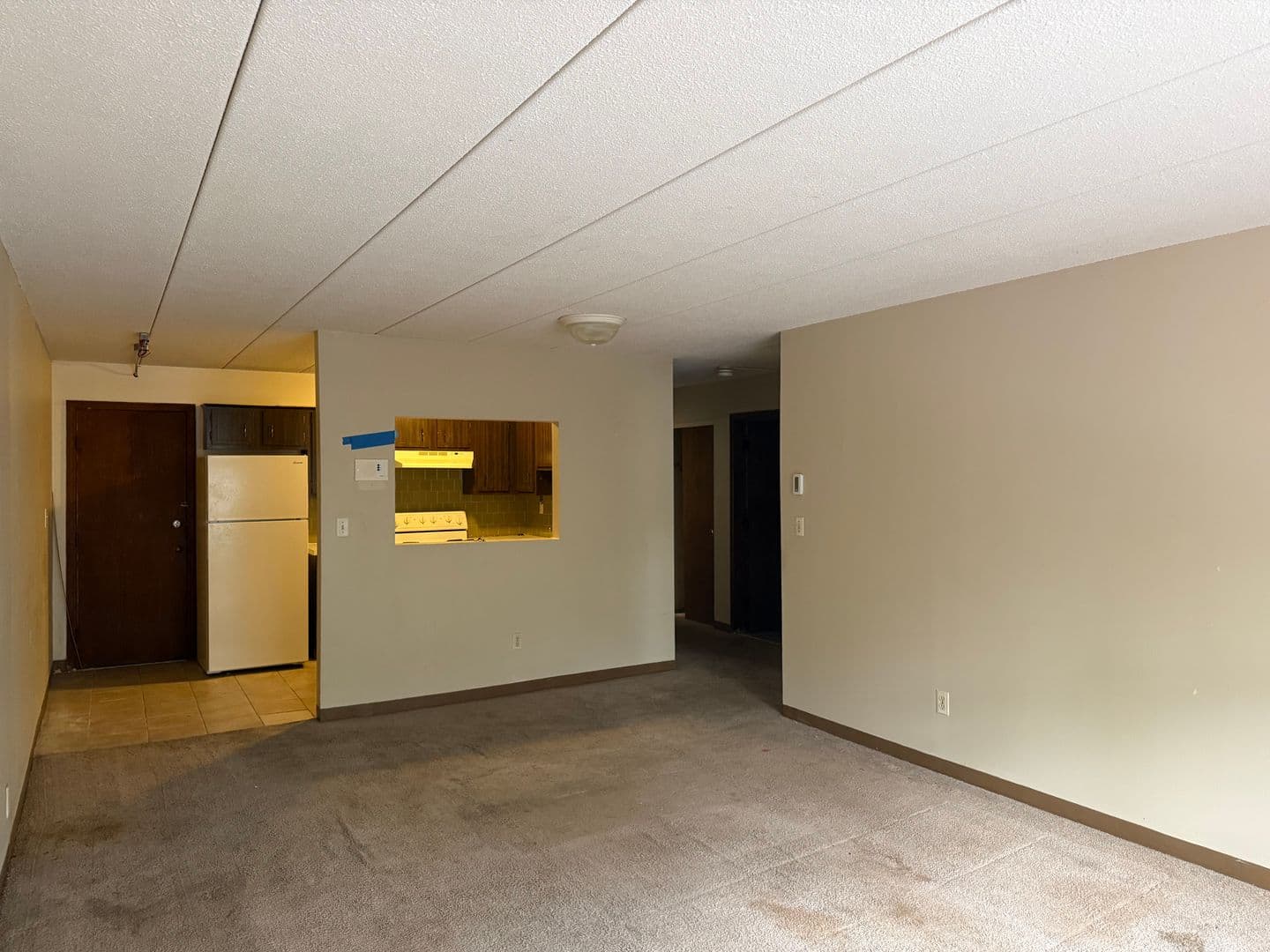 Framingham Apartment: 258 Union Avenue