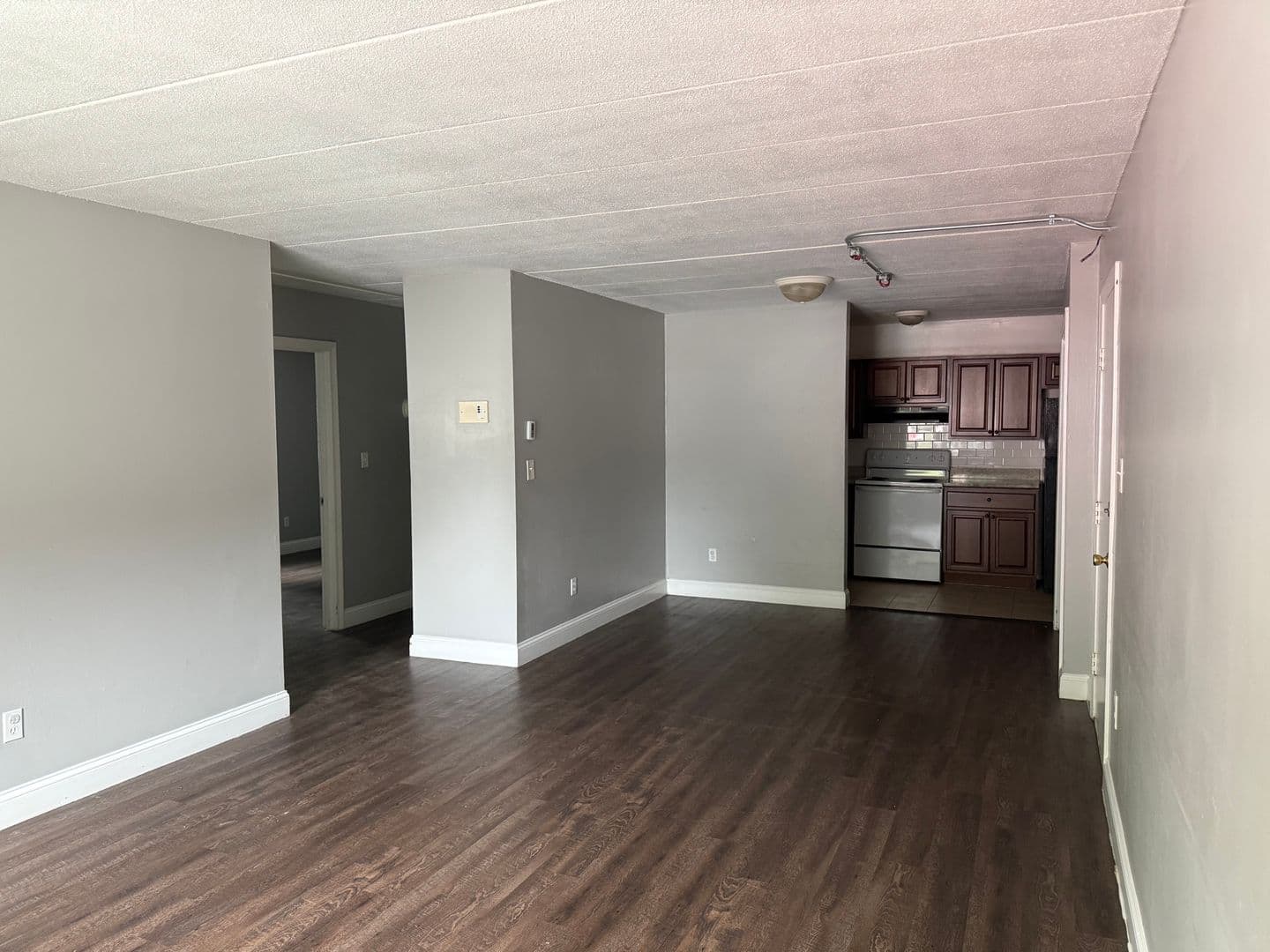 Framingham Apartment: 258 Union Avenue