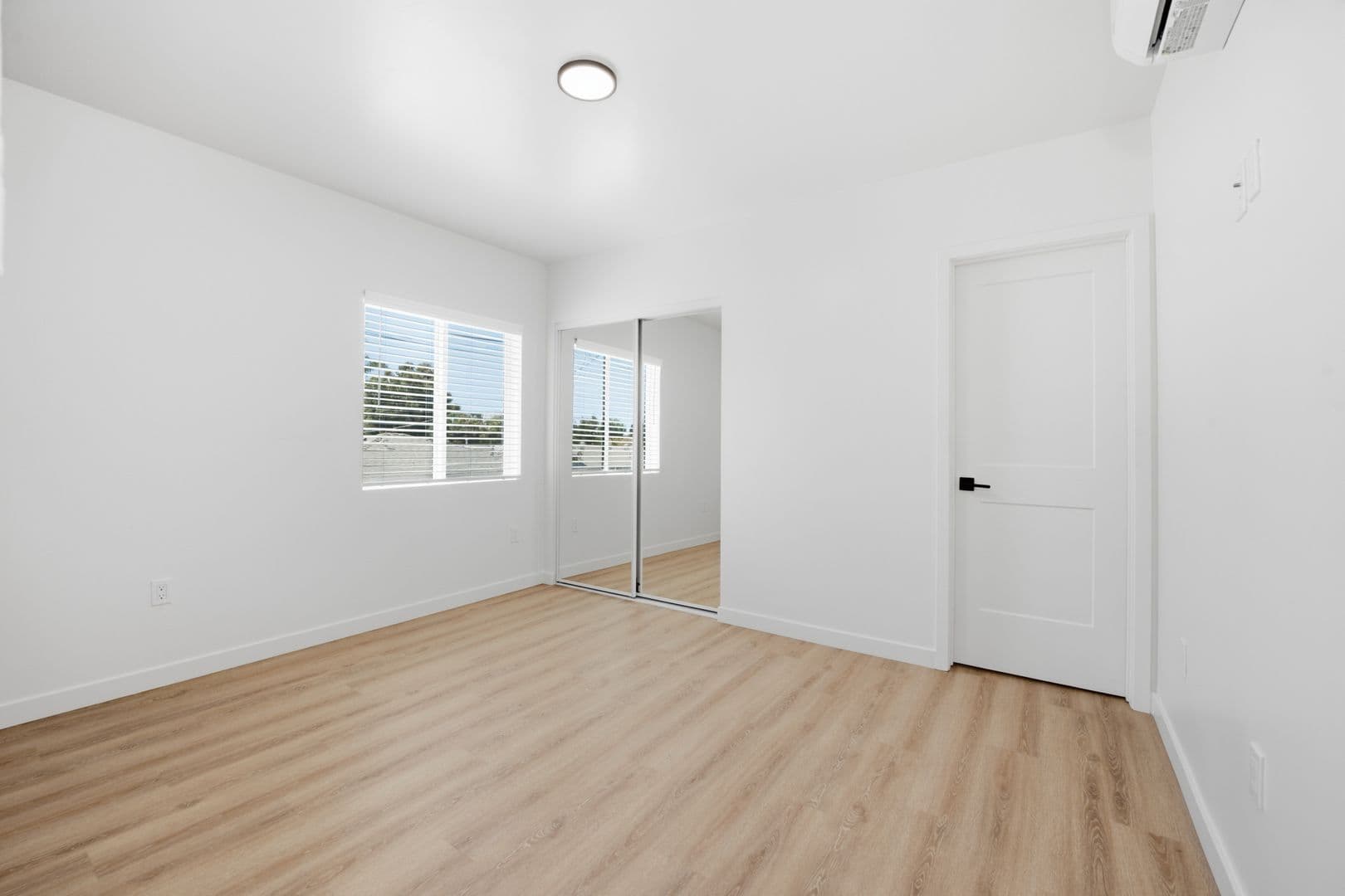 San Diego Apartment: 3714 - 3718 Nile St