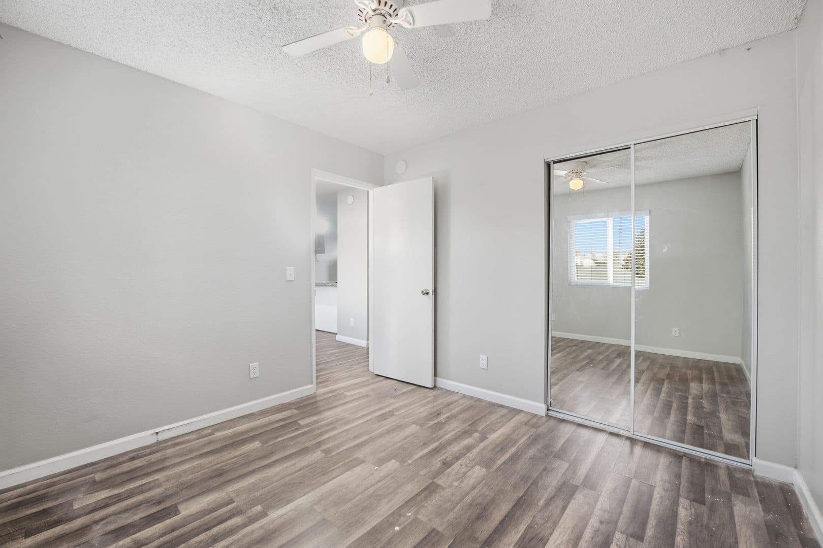 San Diego Apartment: 1425 Grand Ave