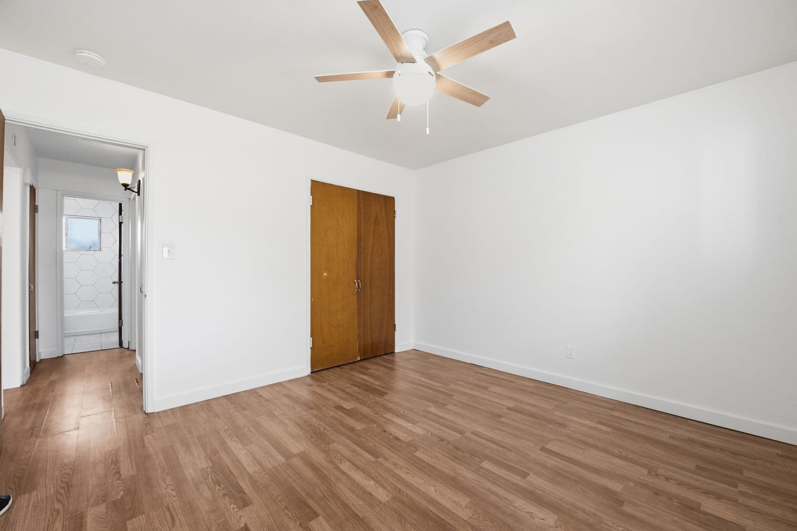 San Diego Apartment: 4474 Hamilton St