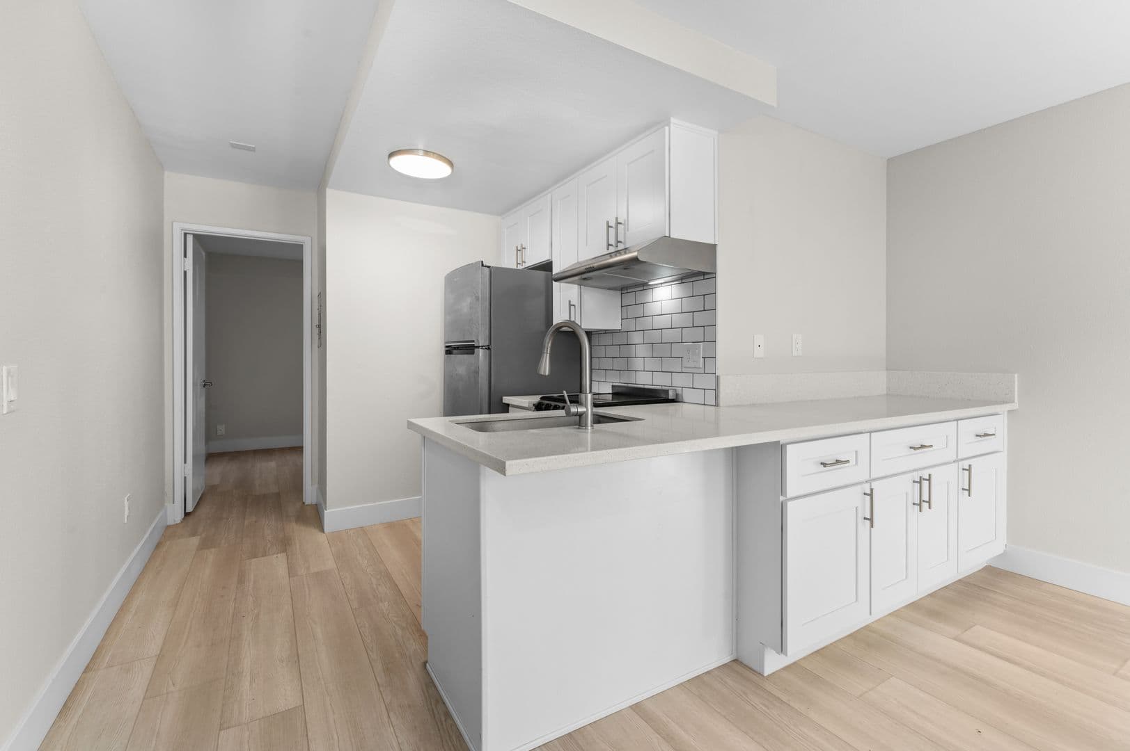 San Diego Apartment: 4454 Utah St