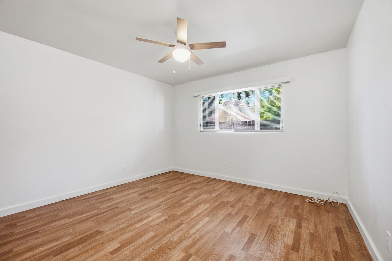 San Diego Apartment: 4474 Hamilton St