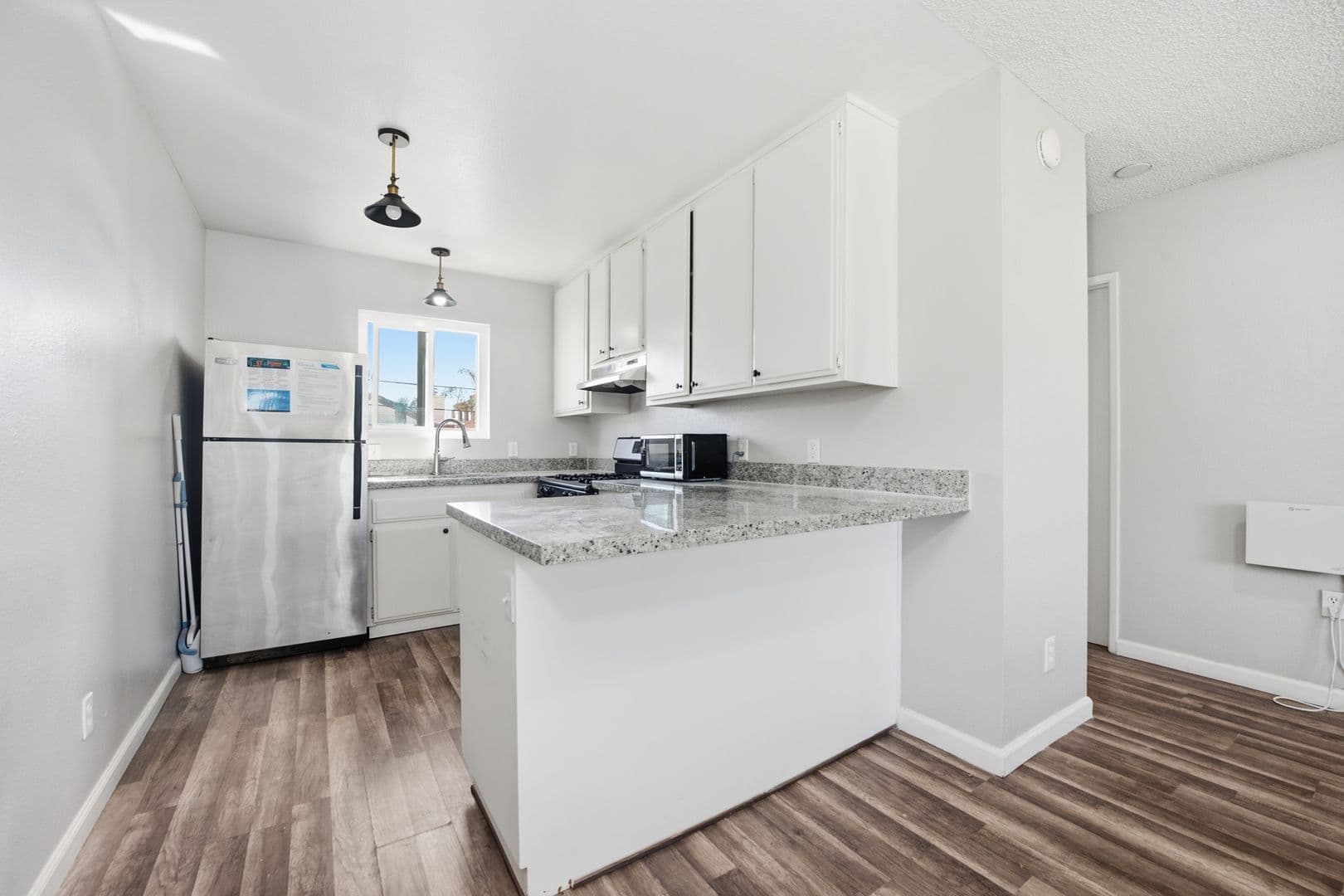 San Diego Apartment: 1425 Grand Ave