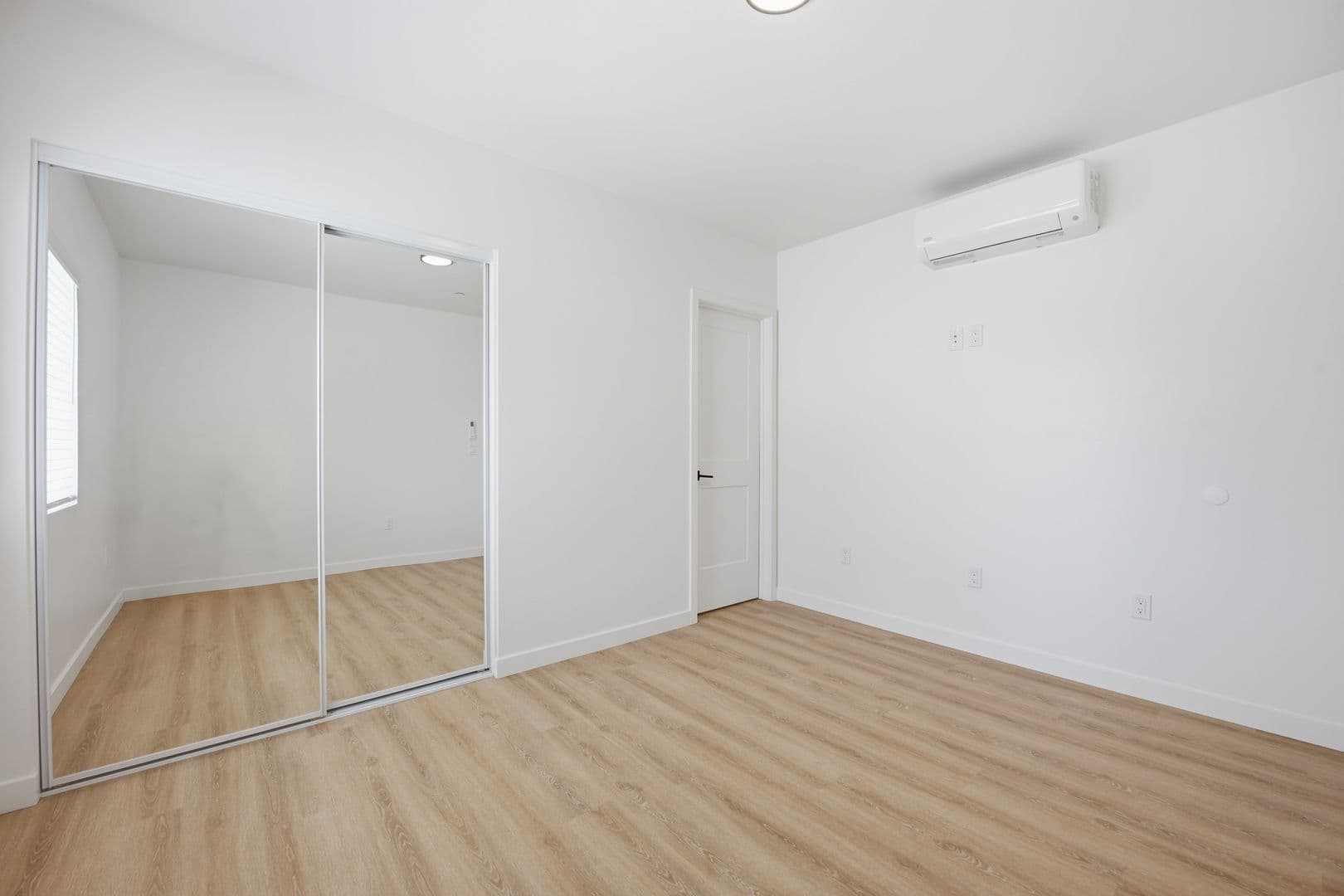 San Diego Apartment: 3714 - 3718 Nile St
