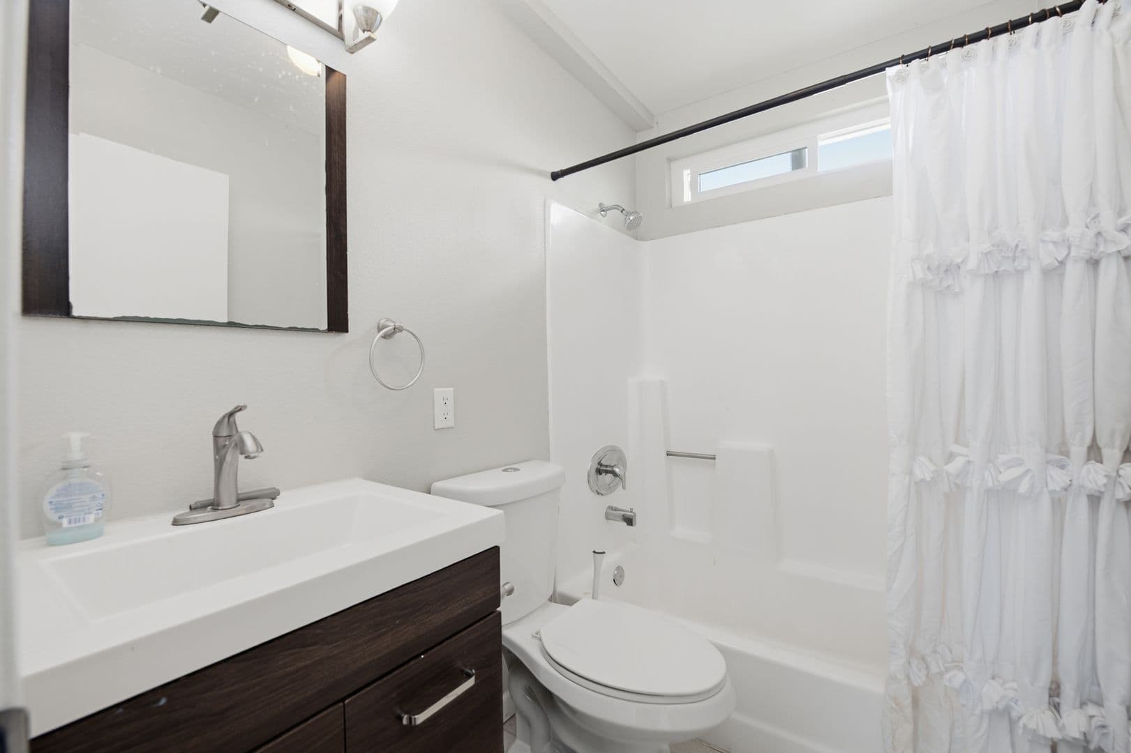San Diego Apartment: 1425 Grand Ave
