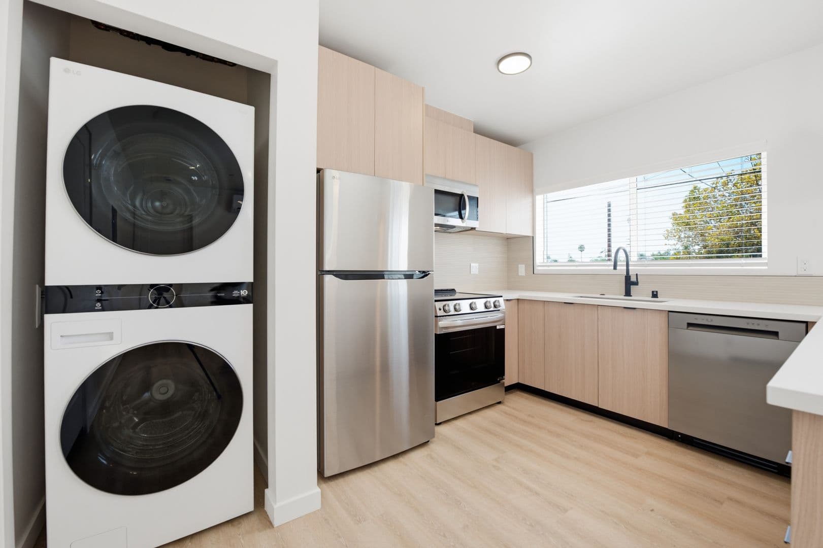 San Diego Apartment: 3714 - 3718 Nile St