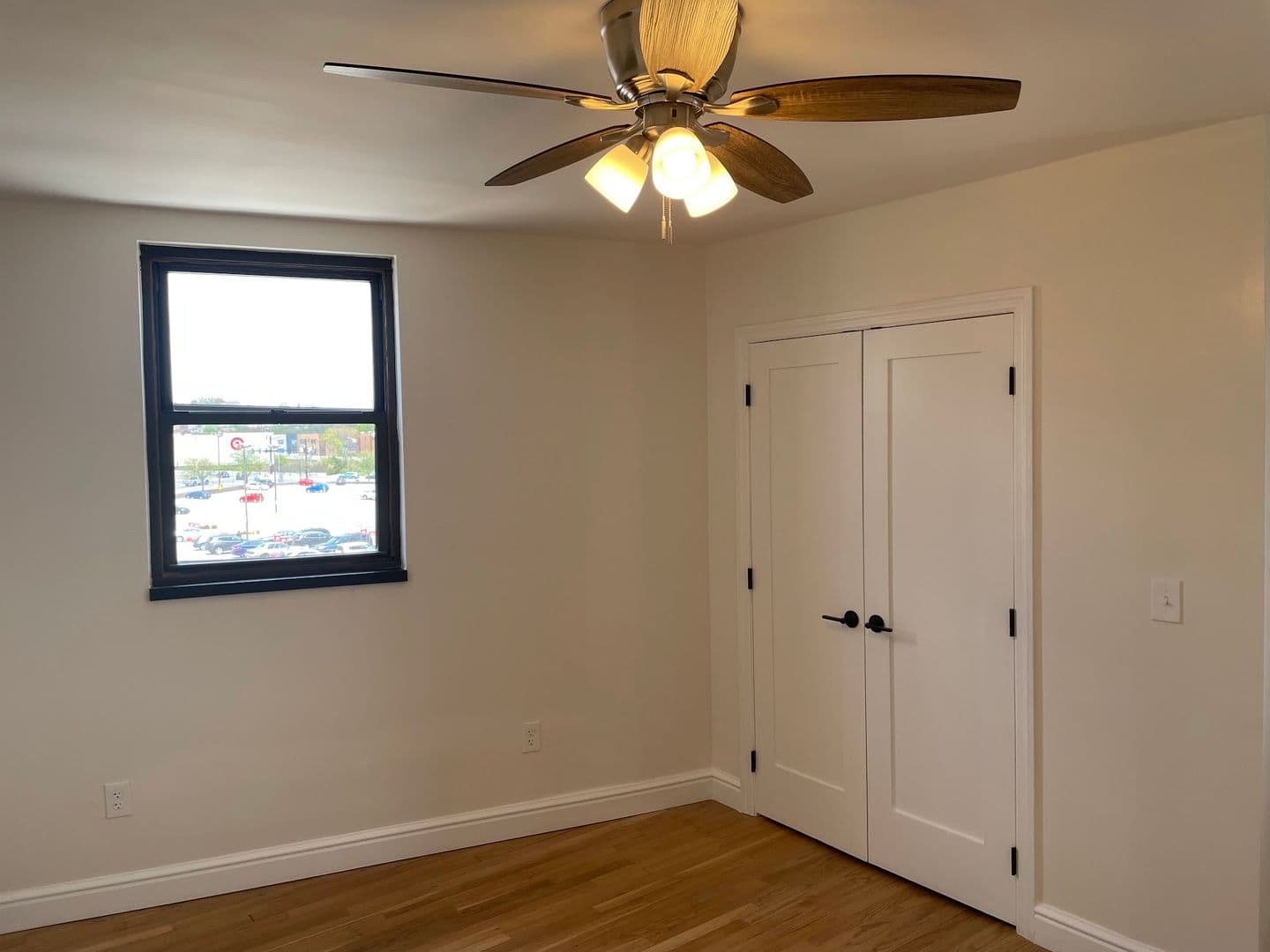 Pittsburgh Apartment: 255 Shady Ave