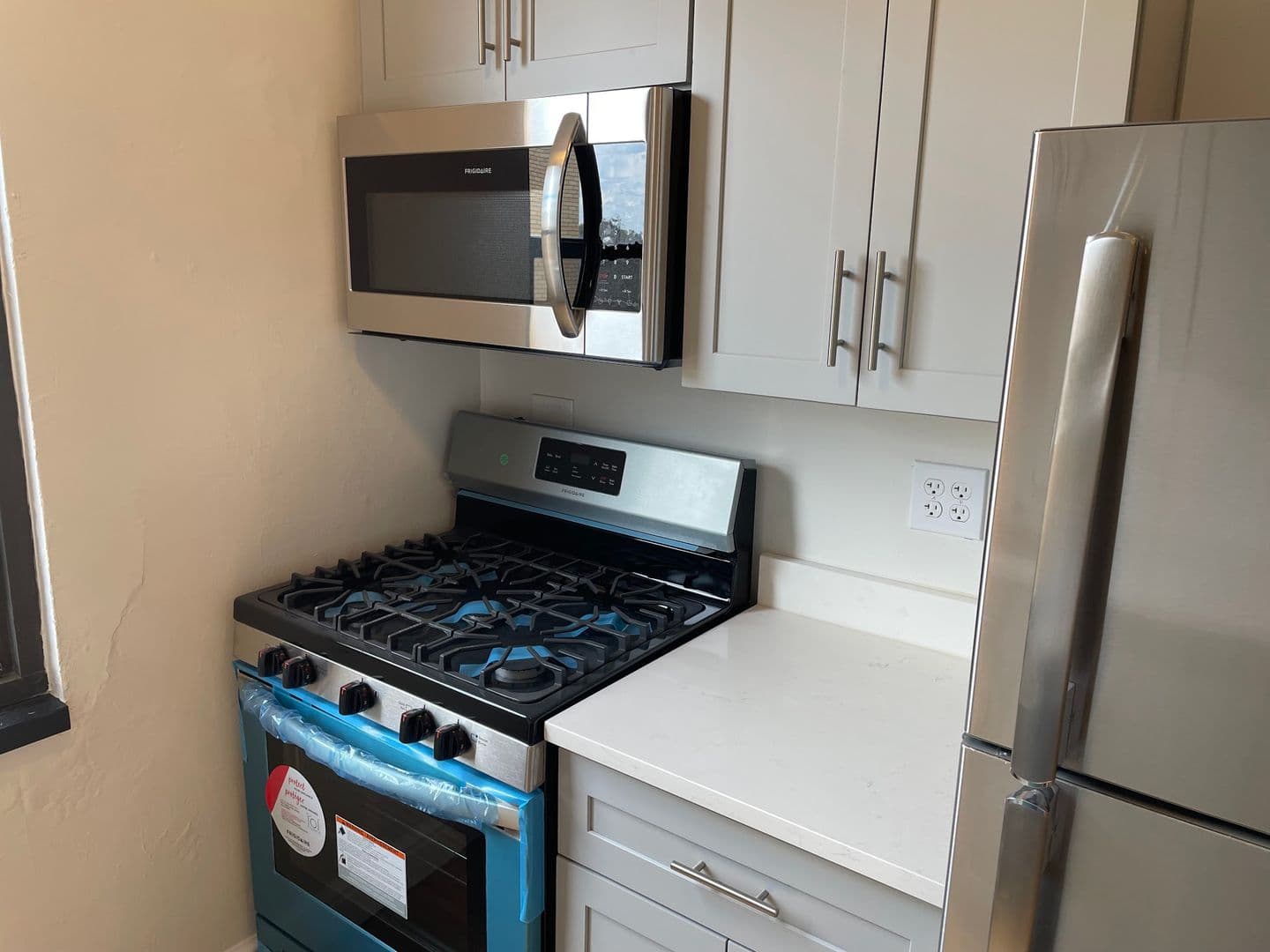 Pittsburgh Apartment: 255 Shady Ave