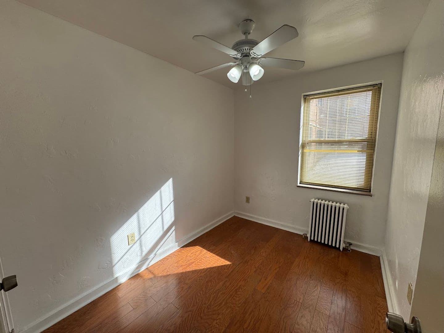 Pittsburgh Apartment: 5506 Fifth Avenue