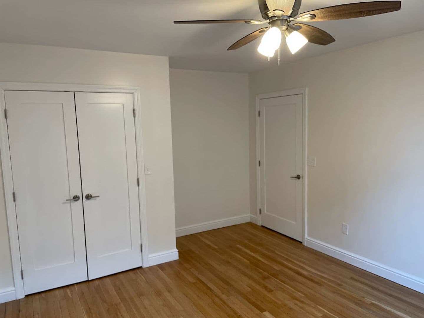 Pittsburgh Apartment: 259 Shady Avenue