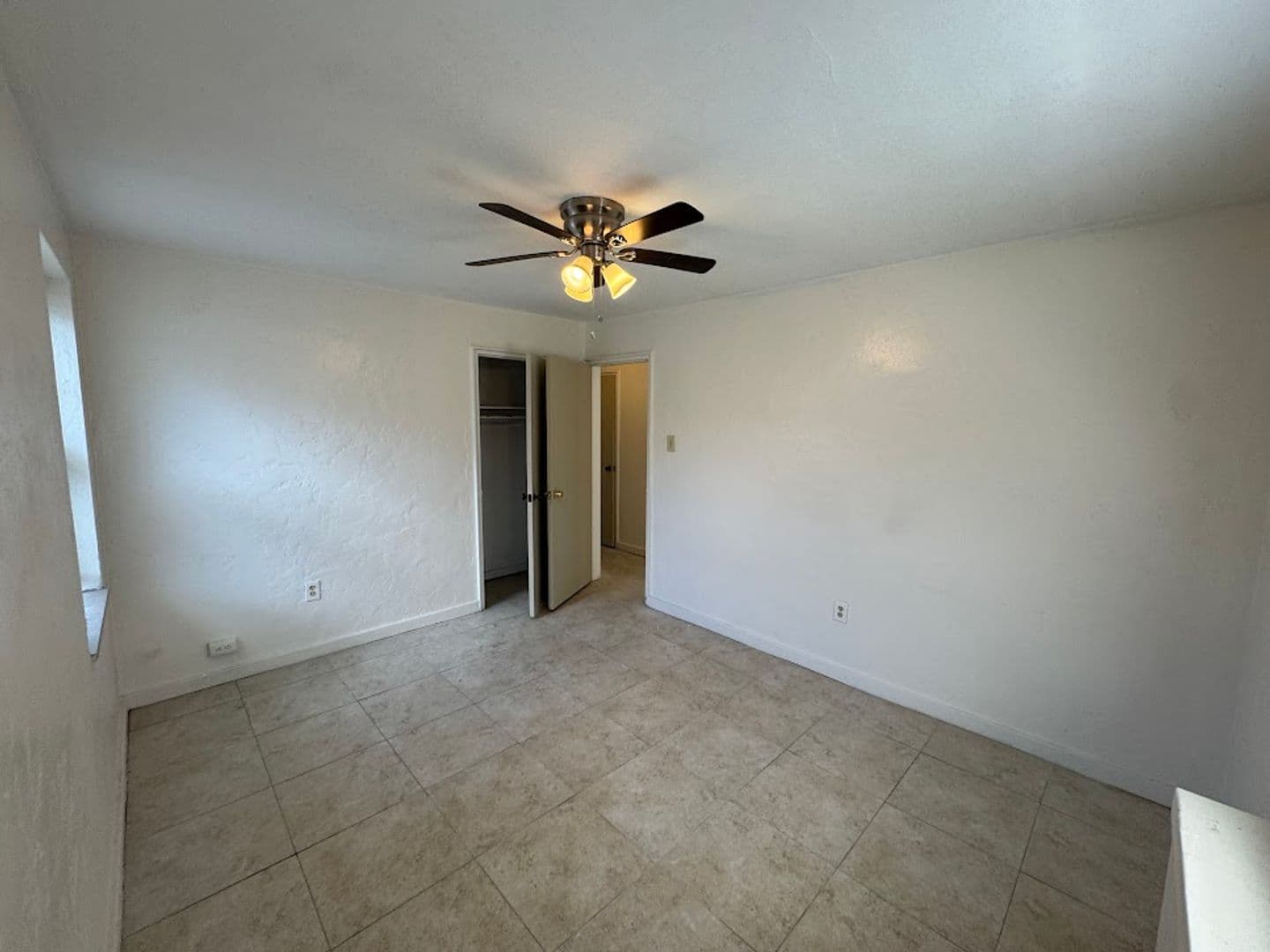 Pittsburgh Apartment: 5506 Fifth Avenue