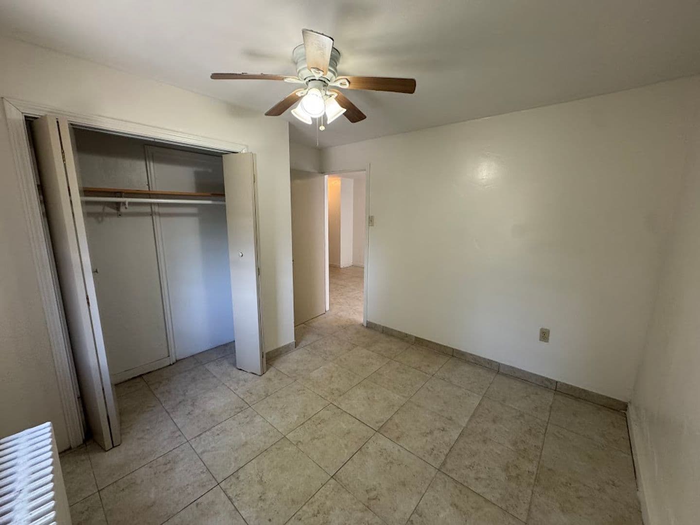 Pittsburgh Apartment: 5506 Fifth Avenue