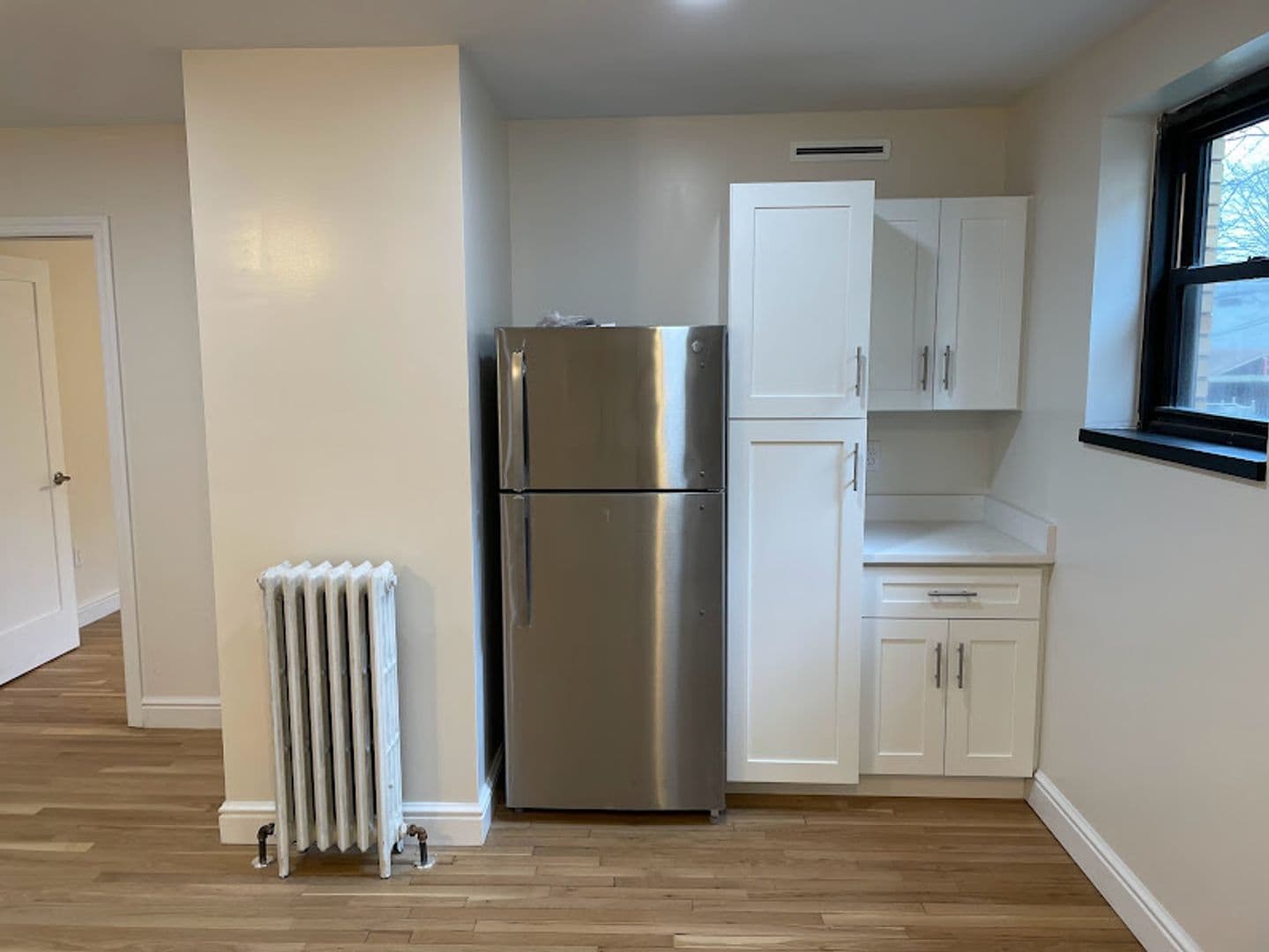 Pittsburgh Apartment: 259 Shady Avenue