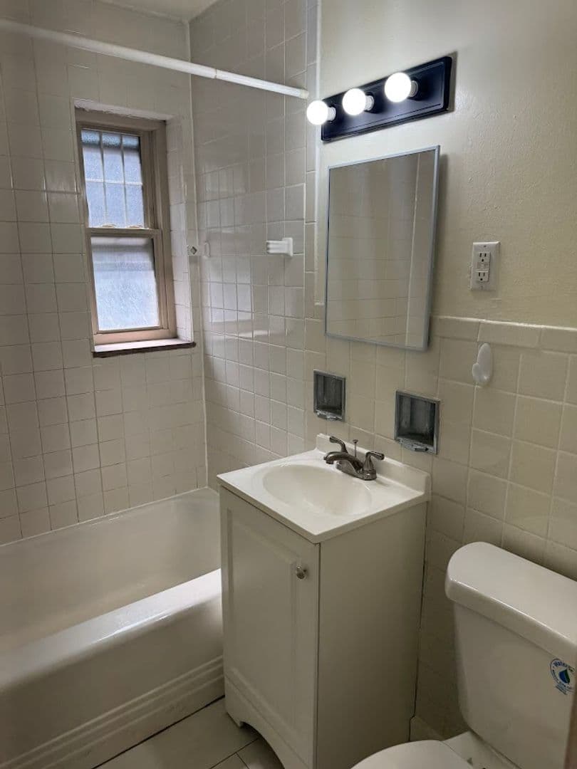 Pittsburgh Apartment: 5300 Fifth Avenue