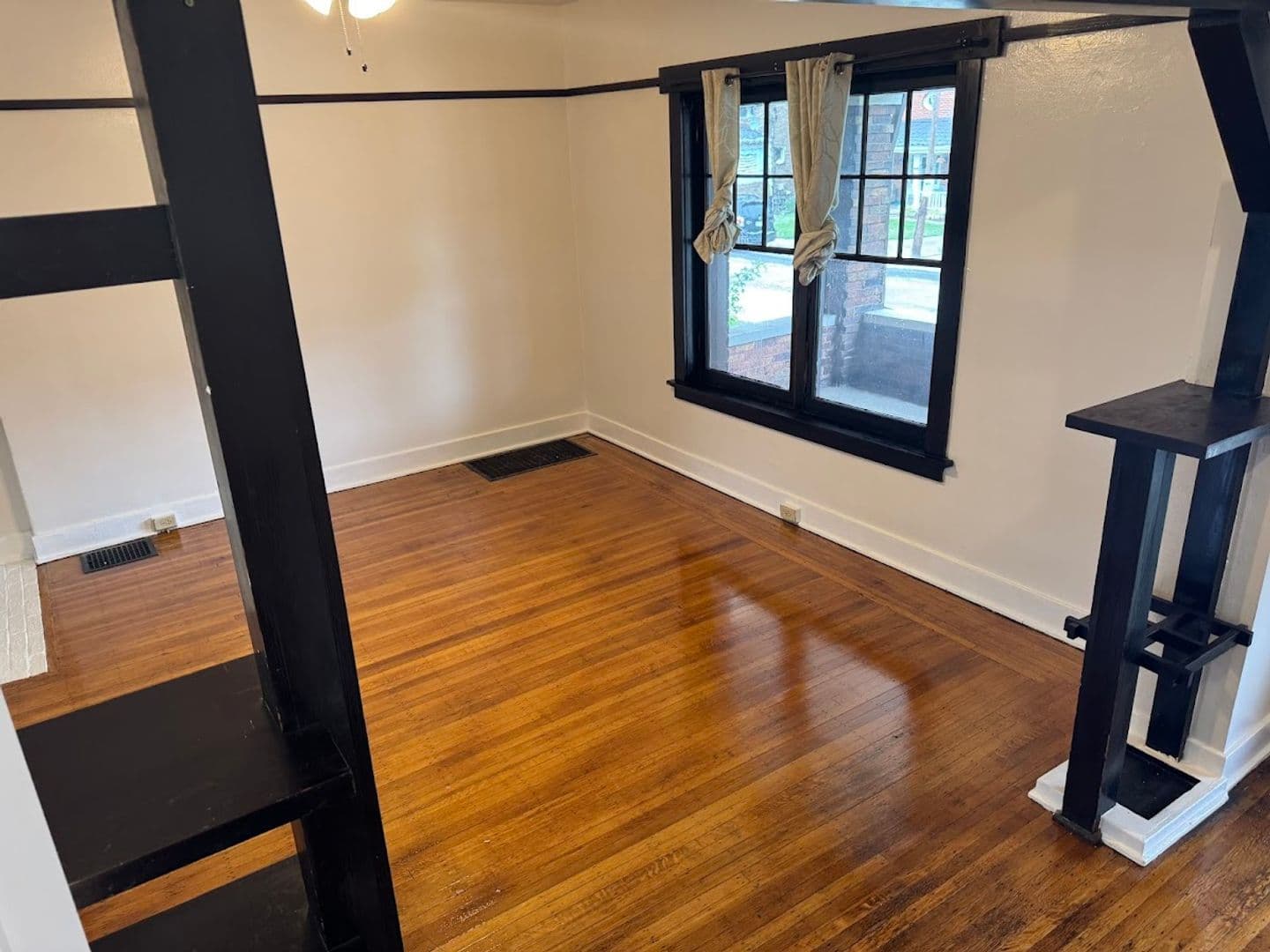 Pittsburgh House: 1651 Chislett Street