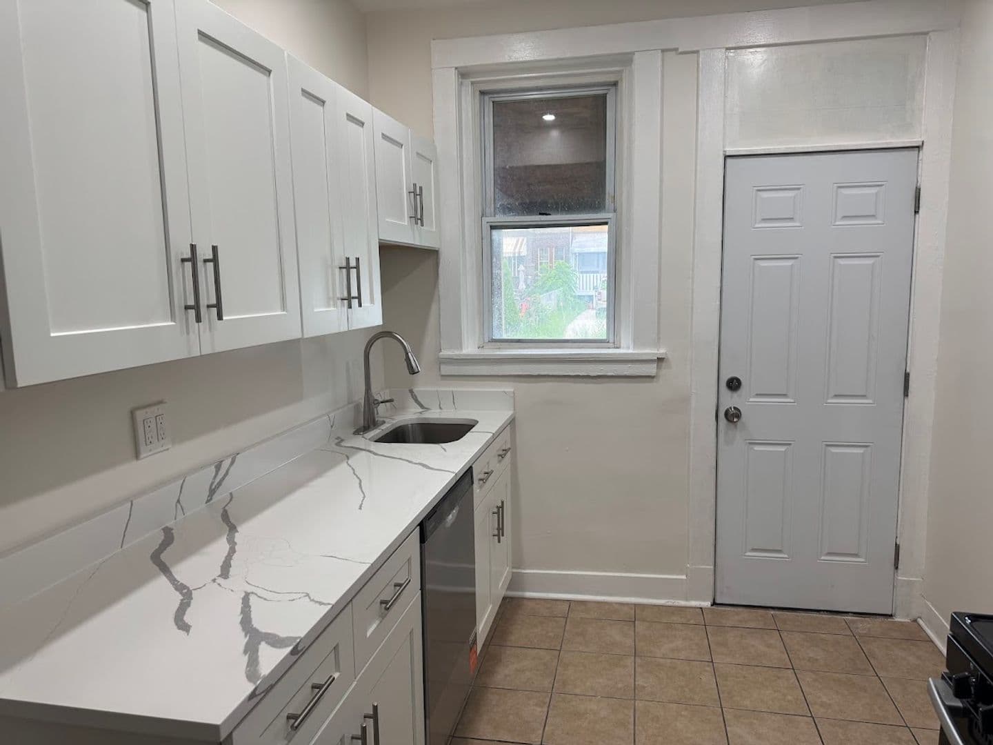 Pittsburgh House: 1651 Chislett Street