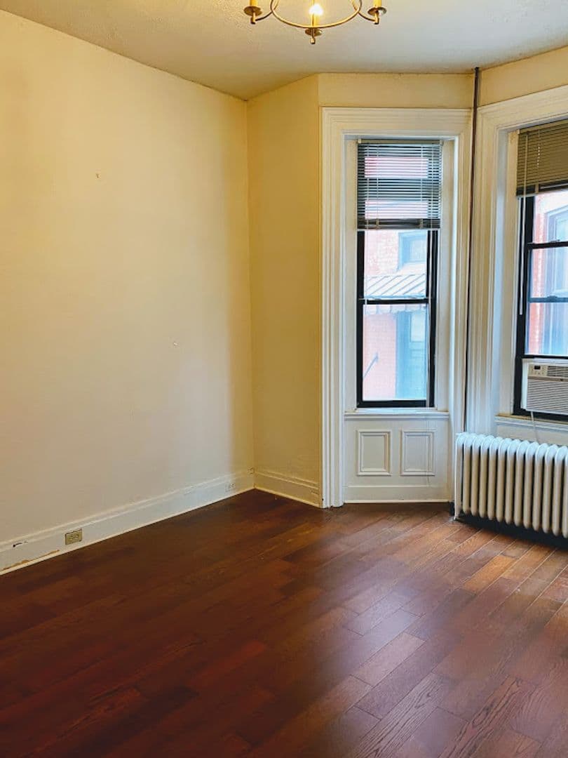 Pittsburgh Apartment: 816 Cedar Avenue