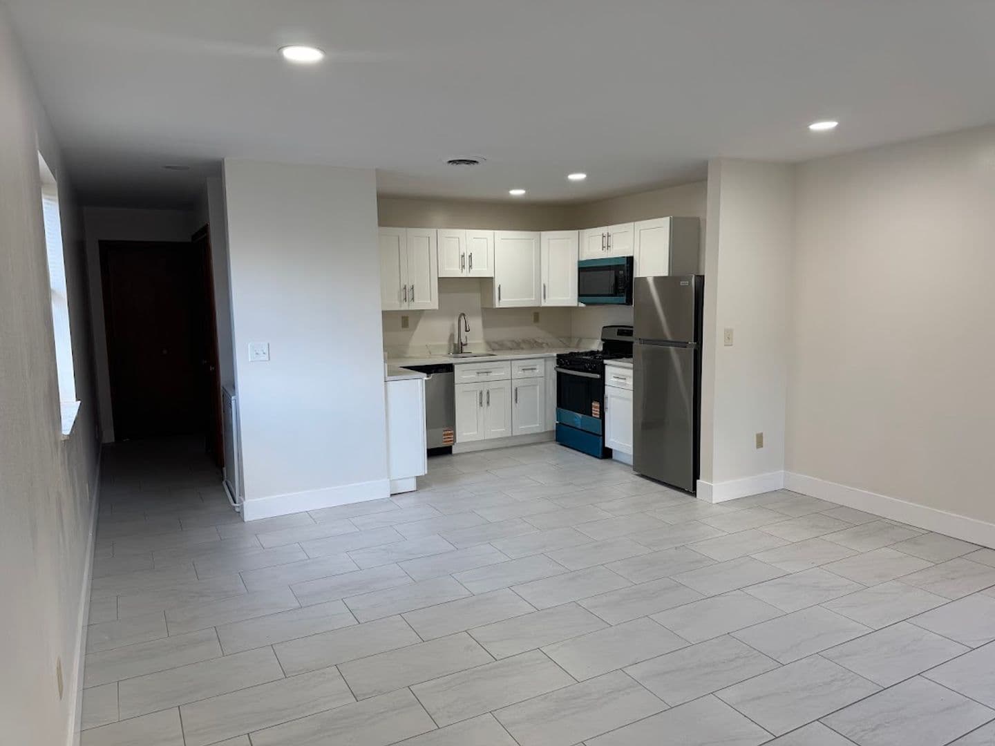 Pittsburgh Apartment: 1748 Jancey Street