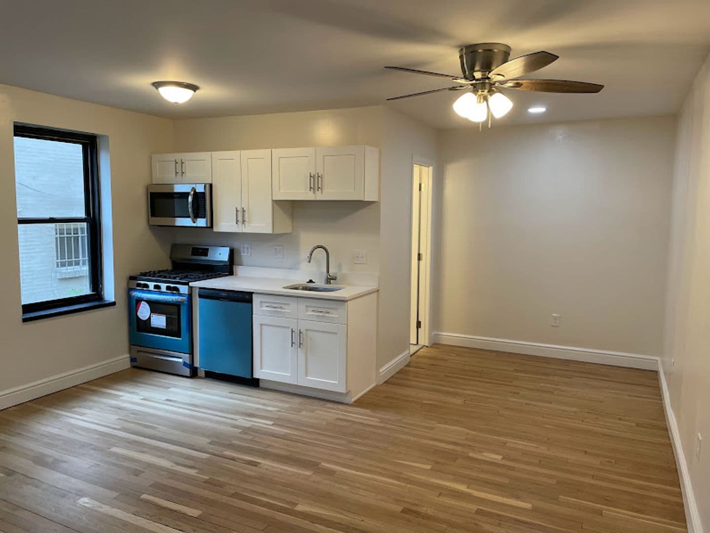 Pittsburgh Apartment: 259 Shady Avenue