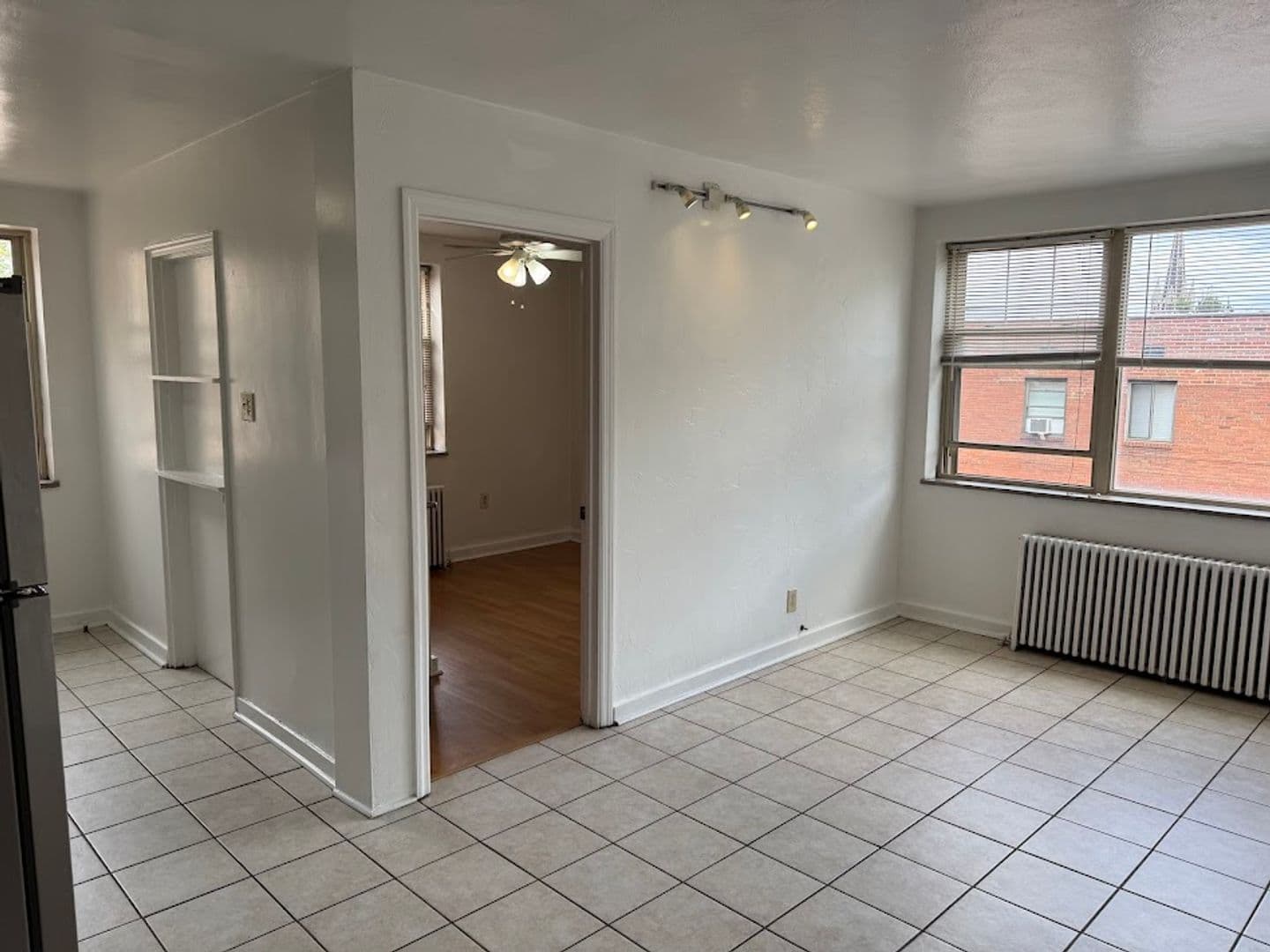Pittsburgh Apartment: 5506 Fifth Avenue