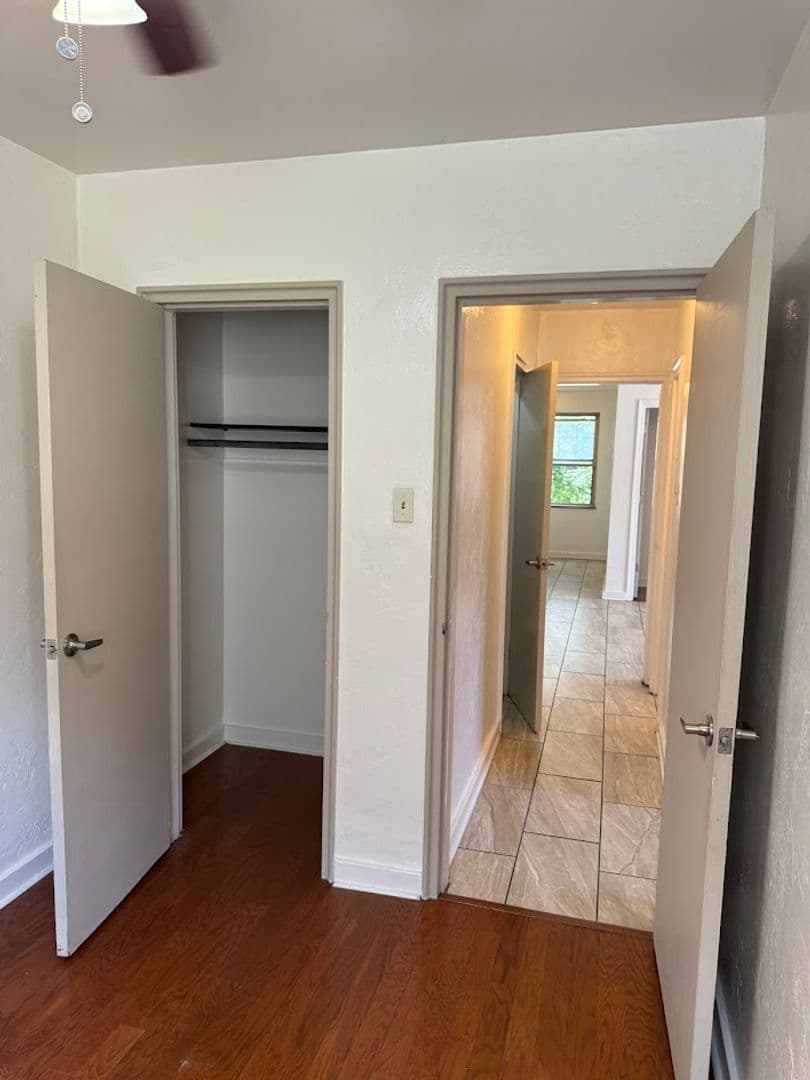 Pittsburgh Apartment: 5506 Fifth Avenue