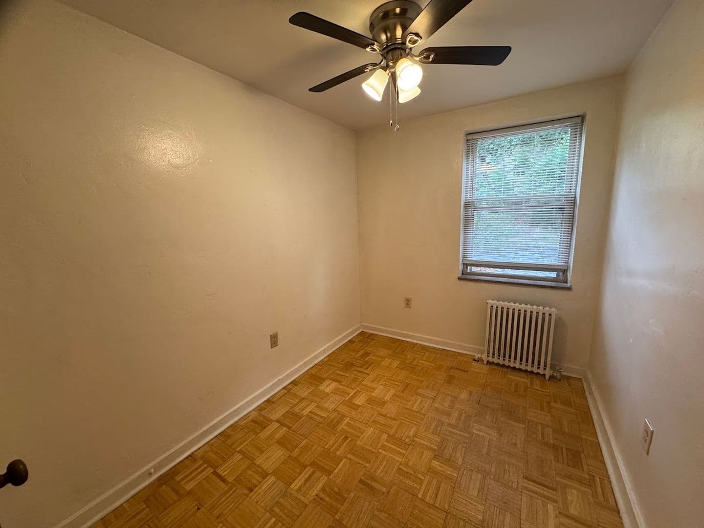 Pittsburgh Apartment: 5506 Fifth Avenue