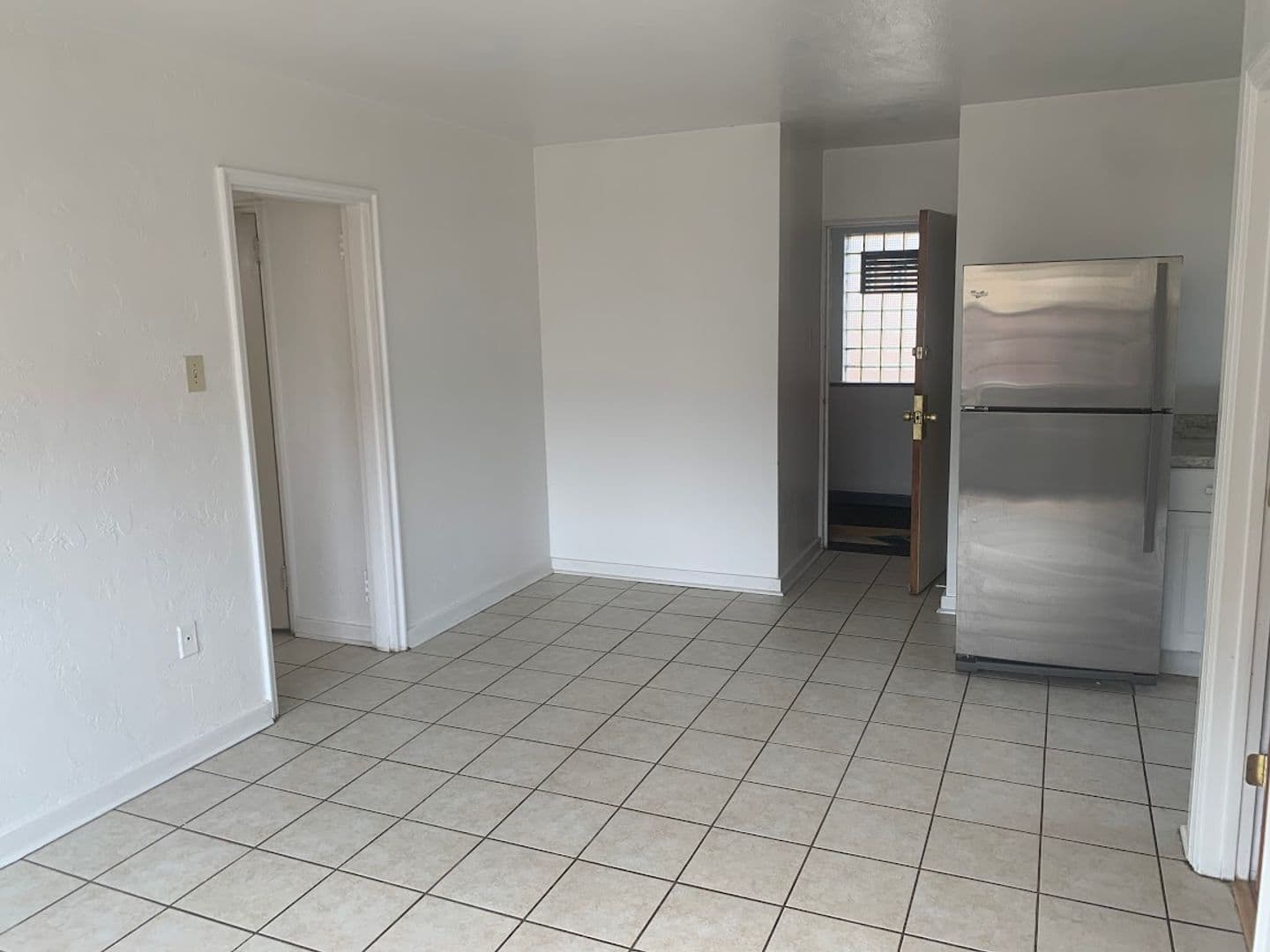 Pittsburgh Apartment: 5506 Fifth Avenue
