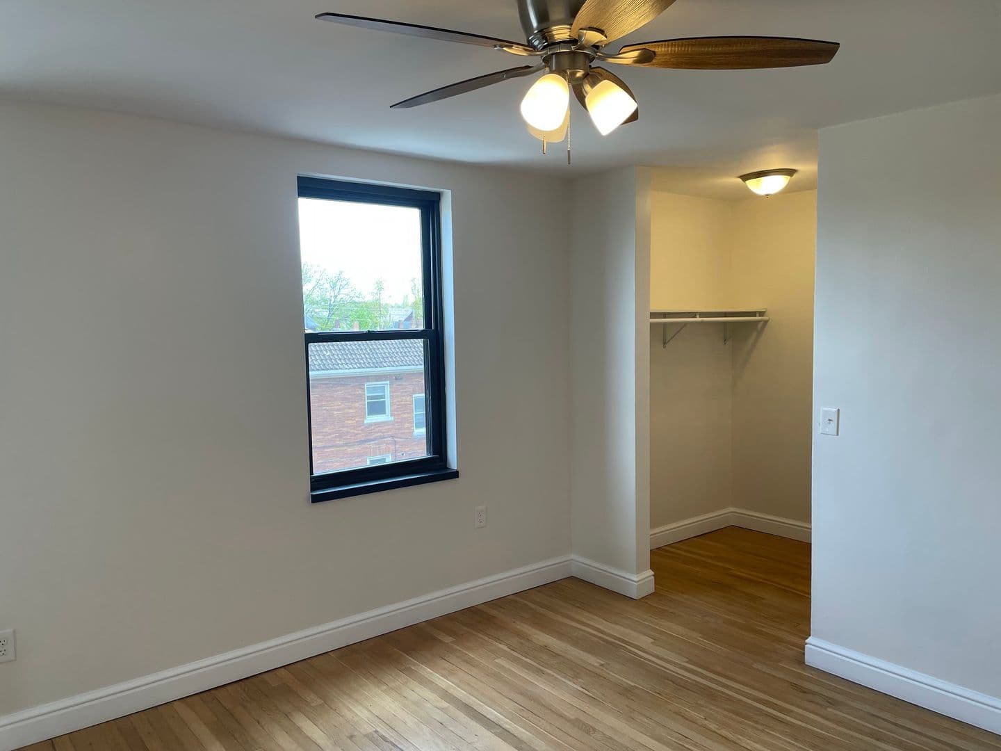 Pittsburgh Apartment: 255 Shady Ave