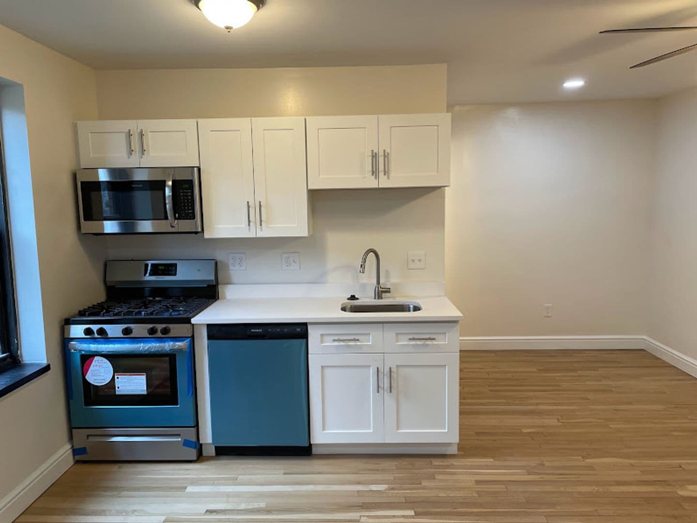 Pittsburgh Apartment: 259 Shady Avenue