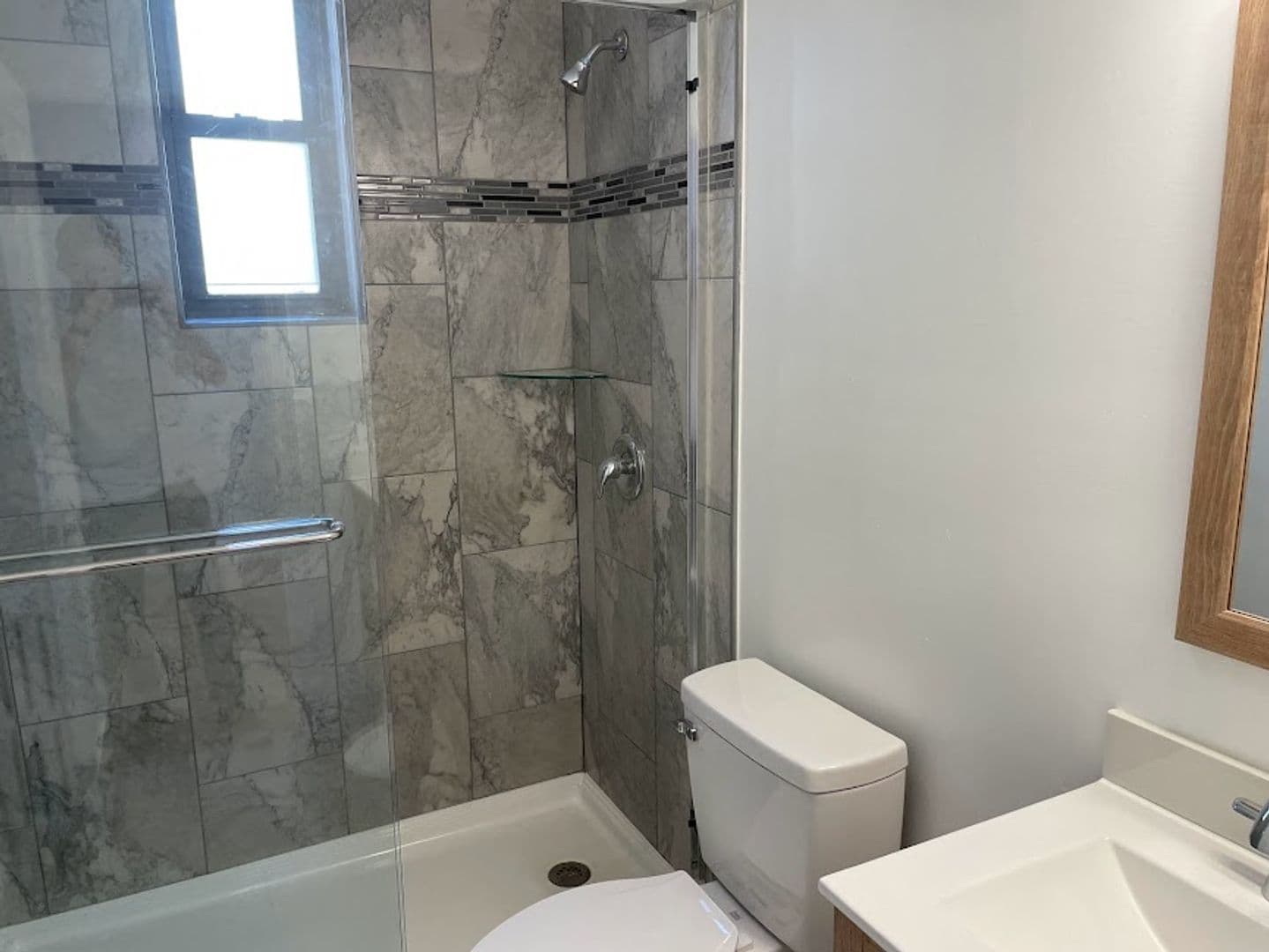 Pittsburgh Apartment: 259 Shady Avenue