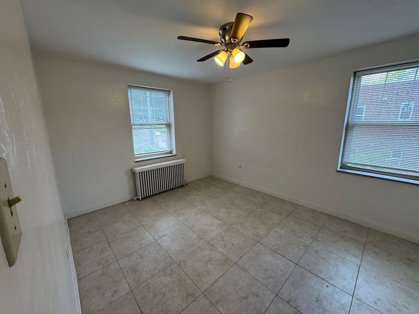 Pittsburgh Apartment: 5506 Fifth Avenue
