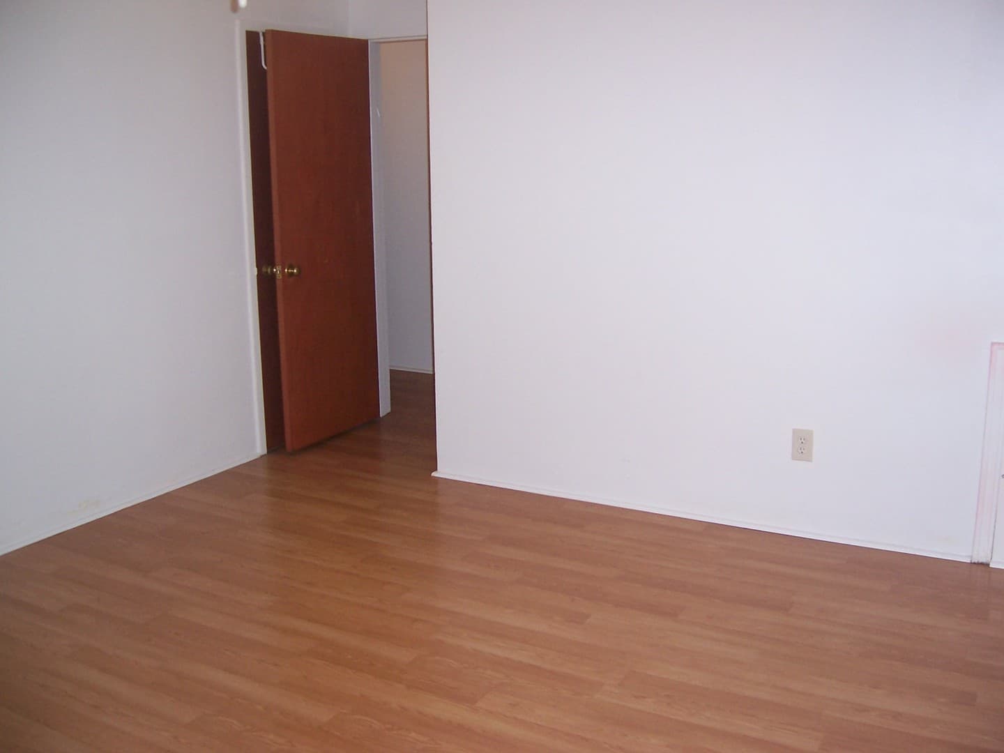 Pittsburgh Apartment: 2355 Eldridge