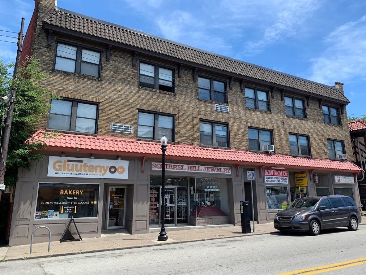 Pittsburgh Apartment: 1927 Murray
