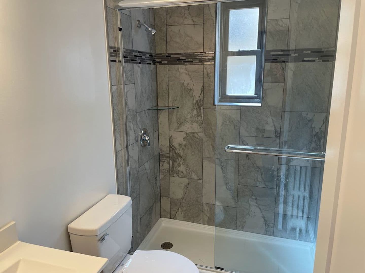 Pittsburgh Apartment: 259 Shady Avenue