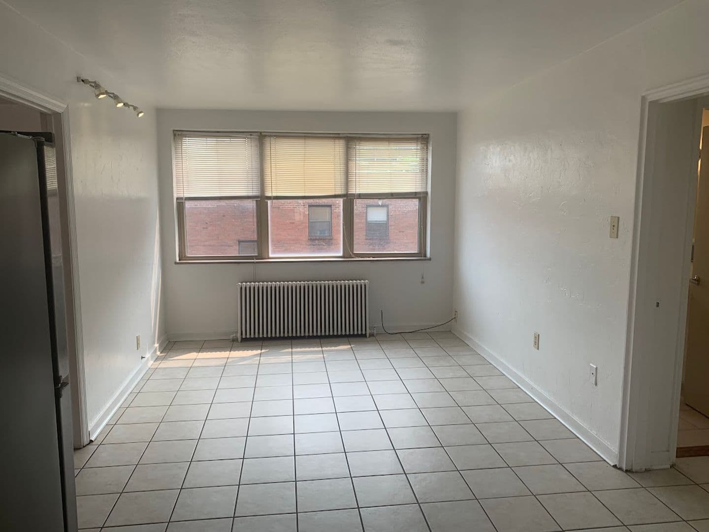Pittsburgh Apartment: 5506 Fifth Avenue