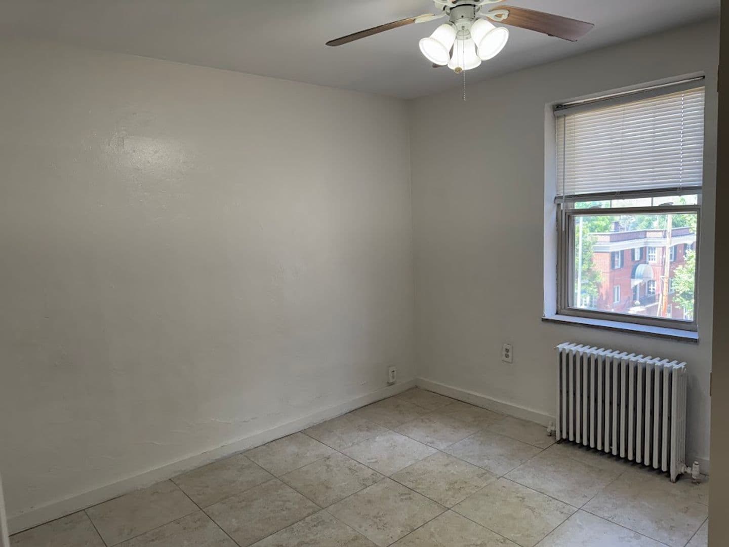 Pittsburgh Apartment: 5506 Fifth Avenue