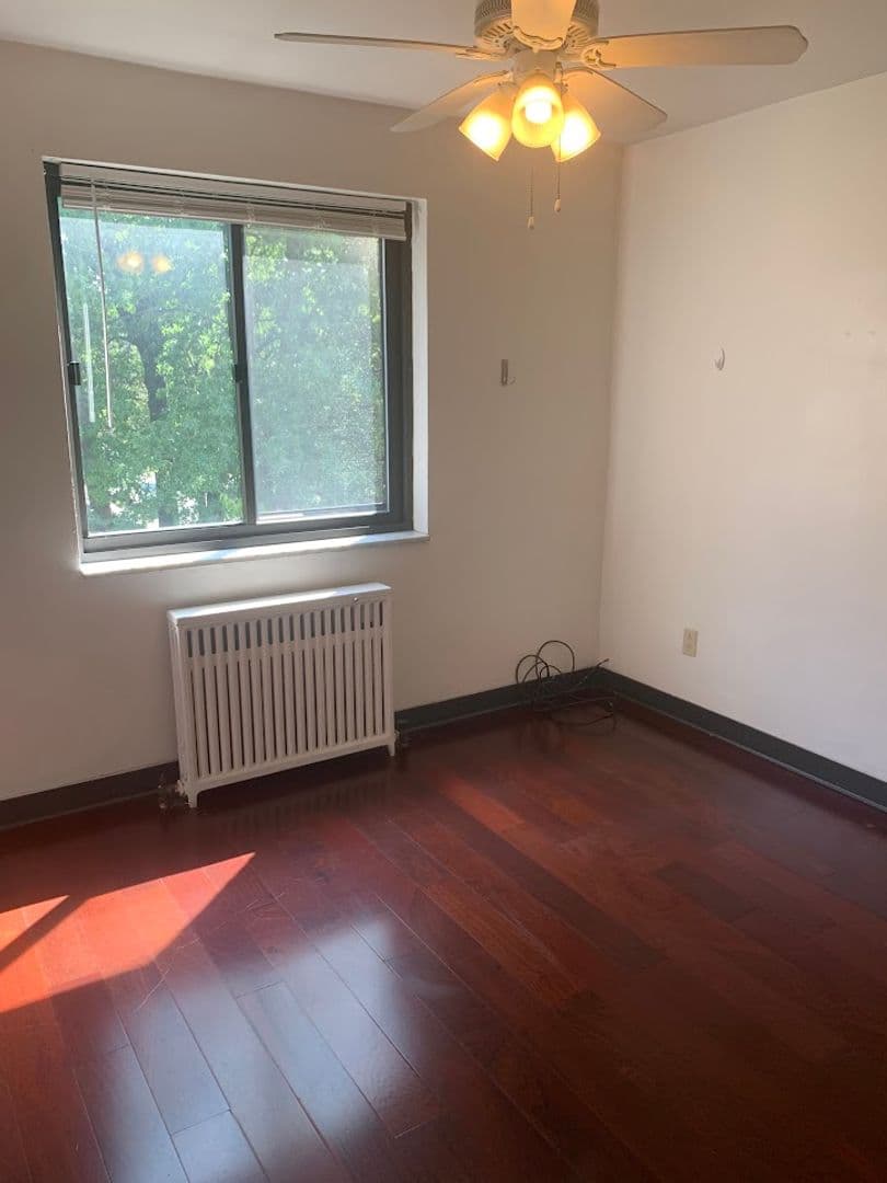 Pittsburgh Apartment: 819 College Avenue