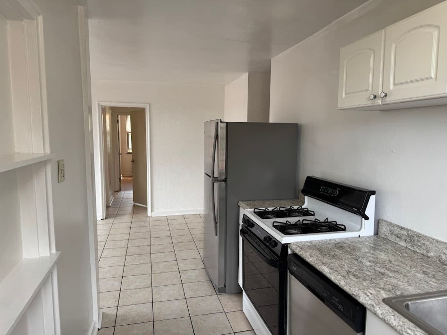 Pittsburgh Apartment: 5506 Fifth Avenue