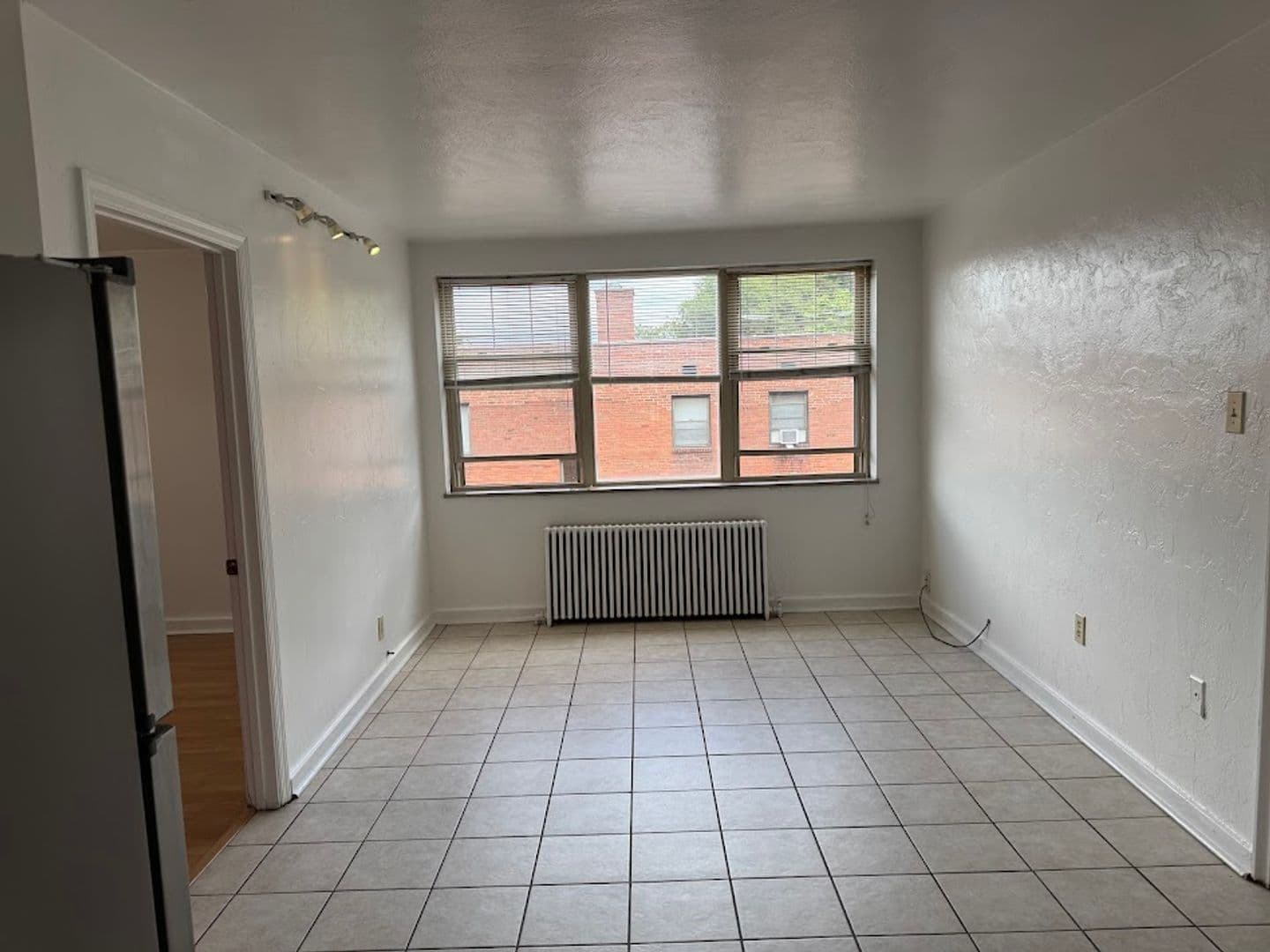 Pittsburgh Apartment: 5506 Fifth Avenue
